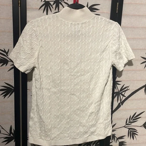 Chase Bank cream short sleeve sweater - Picture 3 of 3